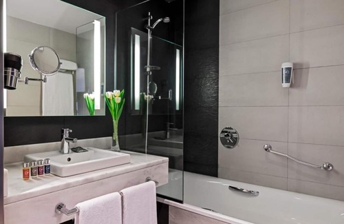 Hortaleza Hotel | Hotel Zentral Castellana Norte