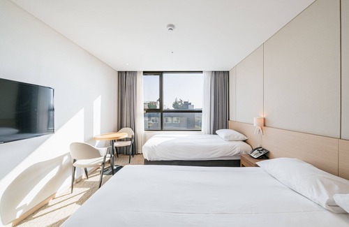 Seogwipo City Hotel | Hotel ZINC
