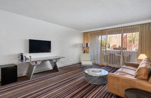 Downtown Palm Springs Hotel | Hotel Zoso