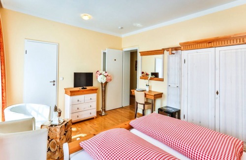 Baden Baden Old Town Hotel | Hotel Zum Goldenen Löwen