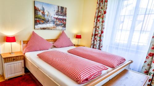Baden Baden Old Town Hotel | Hotel zum Goldenen Löwen