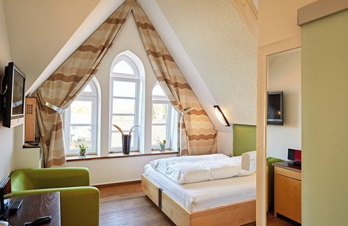 Wiedenbruck Bed & Breakfast | Hotel Zur Wartburg