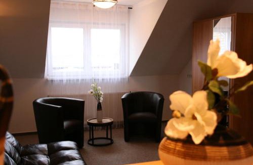Rhein-Erft-Kreis District Hotel | Hotel zur Wasserburg