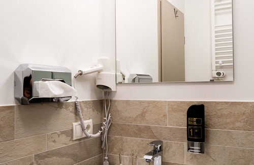 Zentrum Hotel | HOTEL83