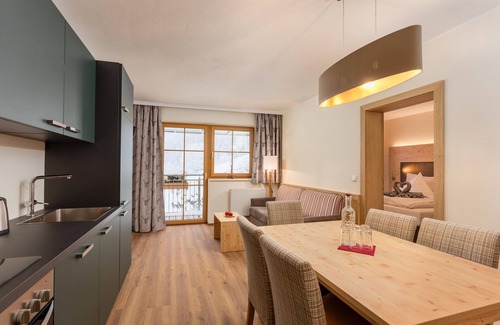 Zell am See Apartment | Hotelappartement Erlberg Frühstück - Berghotel Jaga-alm