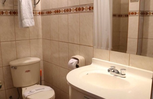 Cerro Colorado District Hotel | Hoteles Riviera Cayma