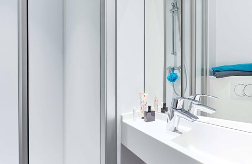 Bagnolet Hotel | hotelF1 Paris Porte de Montreuil