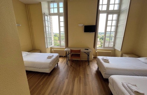 Chartres Hotel | Hotellerie Saint Yves