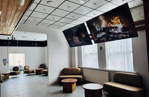 Newport Hotel | Hotels 247