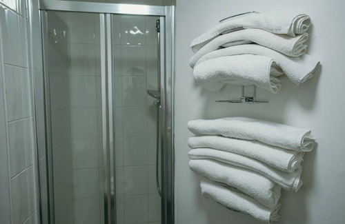 Newport Hotel | Hotels 247