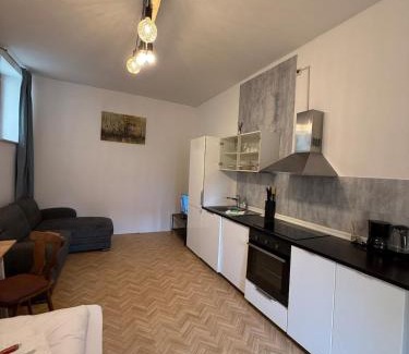 Marktbreit Apartment | Hotelwohnung mit integrierter Küche & Bad