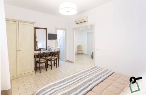 Massa Lubrense Hotel | Hotiday Room Collection - Massa Lubrense