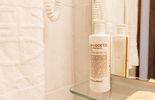 Sorrento Hotel | HOTIDAY Room Collection - Sorrento