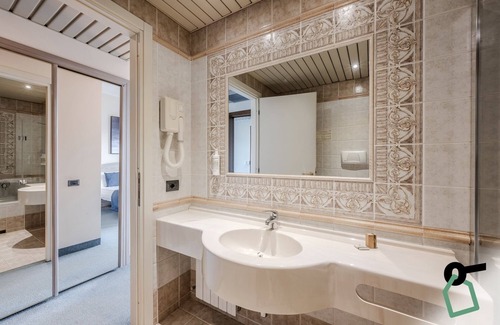 Carciano Hotel | Hotiday Room Collection - Stresa
