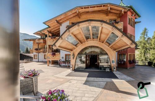 Madonna di Campiglio Hotel | HOTIDAY Room Collection - Campiglio Pradalago