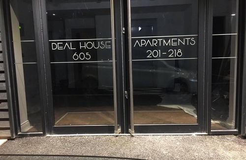 Kirkheaton Apartment | Hotl Aparts at Deal House