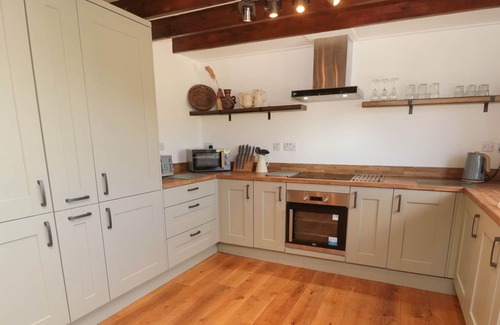 Hexham Cottage | HOTT COTTAGE, family friendly, with a garden in Bellingham