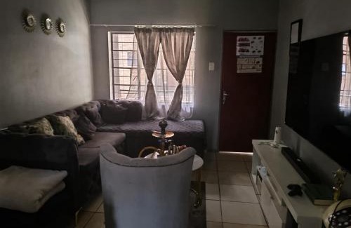 Houghton Estate Apartment | Houghton Luxurious Home