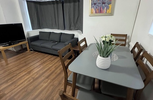 Heston Central House | Hounslow west best location London