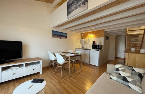 Hourtin-Plage Apartment | Hourtin Plage Appartement à 200m de L'océan Grand Plage Cote Atlantique