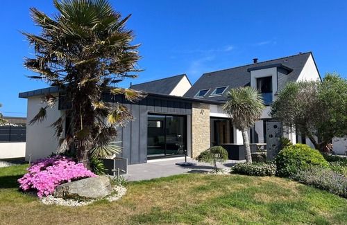 Brignogan-Plage House | House with indoor pool