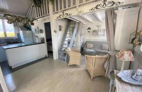 Soulac-sur-Mer Ski Chalet | House 1 km from the Atlantic Ocean