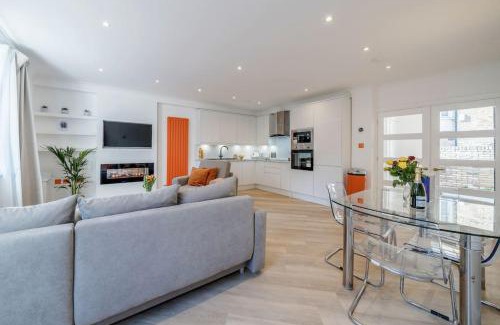 Shadwell House | House 10 mins to Tower Bridge Hot Tub & Parking