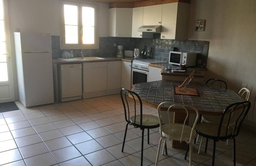 Ternant Apartment | House 14 sleeps 5 2 bathrooms
