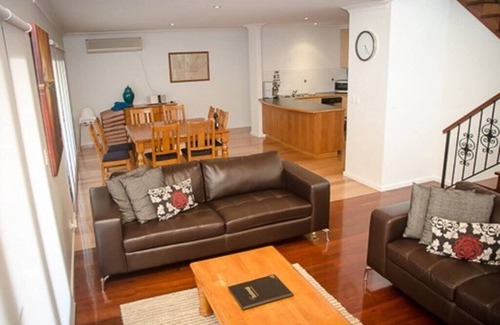 Dunsborough House | House 15 - Dunsborough Beachside