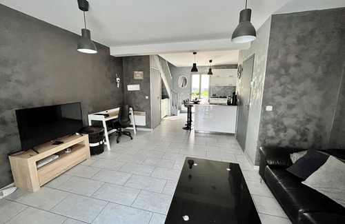 Saint-Michel-sur-Orge House | House 2 bedrooms/sleeps 6