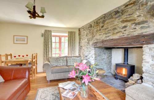 Llanerchymedd House | House ∙ 2 bedrooms ∙ 4 guests