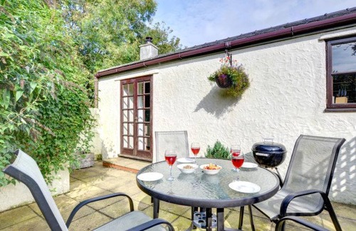 Llanerchymedd House | House ∙ 2 bedrooms ∙ 4 guests