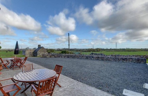 Brynrefail House | House ∙ 2 bedrooms ∙ 4 guests