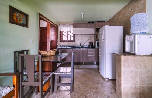 Zimbros House | House 2 blocks from Zimbros Beach, 9 guests RW2724