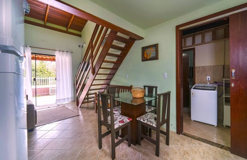 Zimbros House | House 2 blocks from Zimbros Beach, 9 guests RW2724