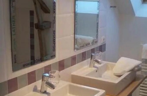 Crouay House | House 20 mn from the beaches, 7 people, neat decoration, fully equipped