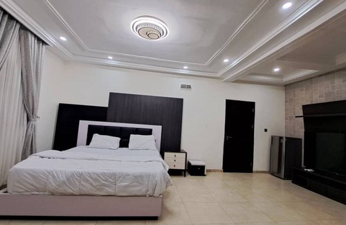 Abuja Hotel | House 216 Abuja