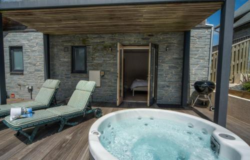 Talland House | House 28