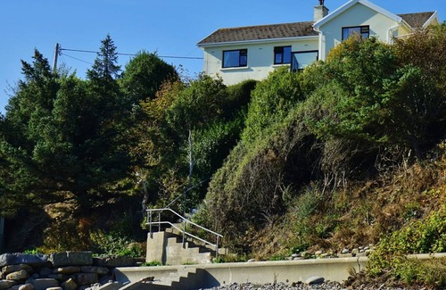 Wiseman's Bridge House | House ∙ 3 bedrooms ∙ 6 guests