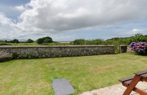 Llanfaglan House | House ∙ 3 bedrooms ∙ 5 guests