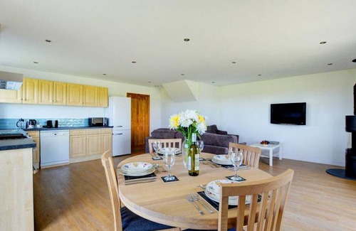 Treburrick House | House ∙ 3 bedrooms ∙ 6 guests