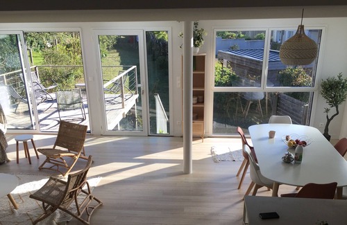 Berven House | House 3 minutes walk from shops and beaches