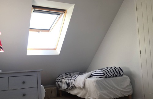 Berven House | House 3 minutes walk from shops and beaches
