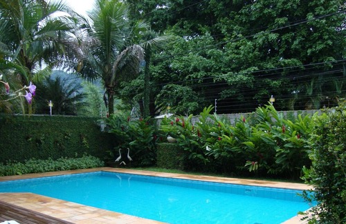 Barra do Sahy House | House 4 Suites Barra do Sahy with Pool (WiFi Fiber 450 Mb + SKY HDTV)