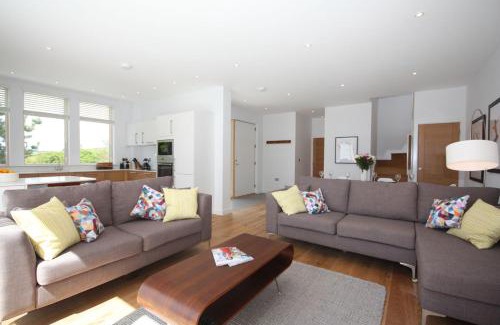 Talland House | House 47
