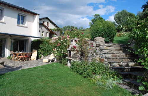 Osseja House | House 6/7 pers WIFI, large garden on Osseja 2 km from Spain 30mn from the slopes