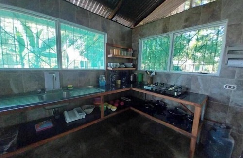 Puerto Jimenez Cottage | House a few steps from the sea