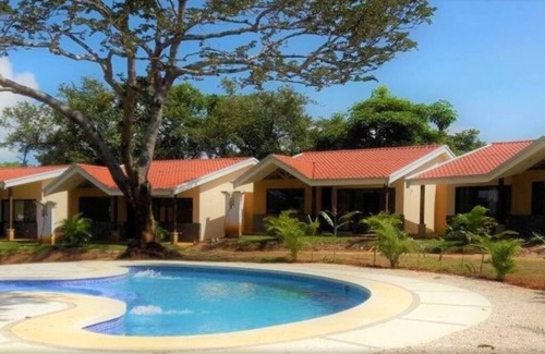 Rio Seco House | House across from pool close to dozens of great beaches - La Pequena Casa