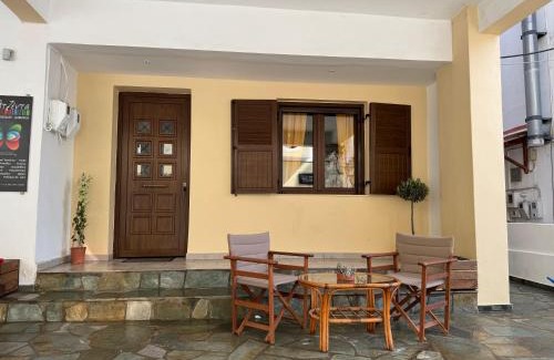 Patitiri Apartment | House Aeriko