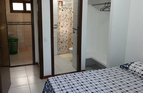 Itaparica House | House (B) 3/4 100m from the beach, garage, suite, patio in the center of Itaparica